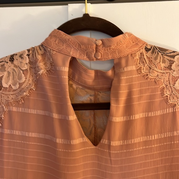 Dress - Picture 5 of 8